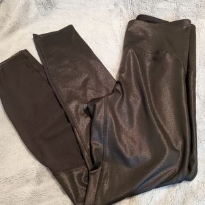 Joylab shiny leggings
